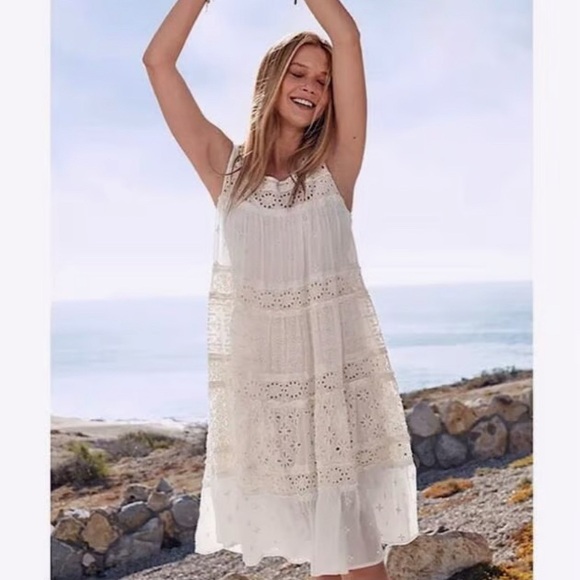 Johnny Was Dresses & Skirts - Johnny Was Lace eyelet white boho beach oversized dress